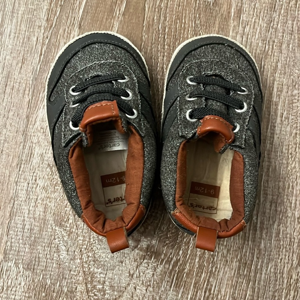 Carters 9-12 month soft sole shoes/booties